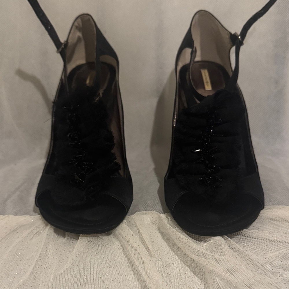 Max Studio Black Ruffle Heels Size 7.5